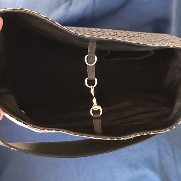 Coach - Signature monogram bucket bag and wristlet set - Picture 9 of 17